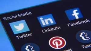 Social Media Platforms – Message Live Updates As A Hurdle In User Privacy